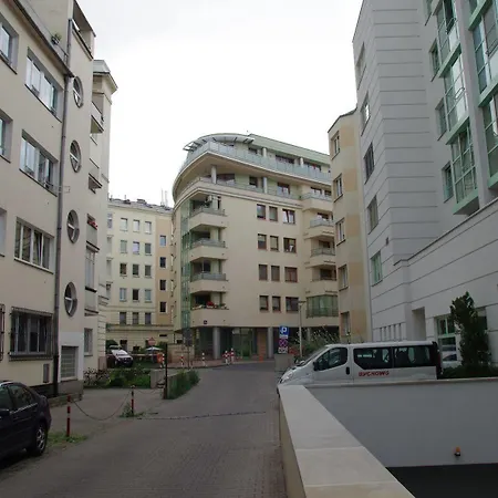 Apartment Szucha Warschau